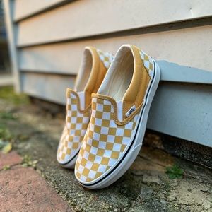 Vans Checkered slip ons